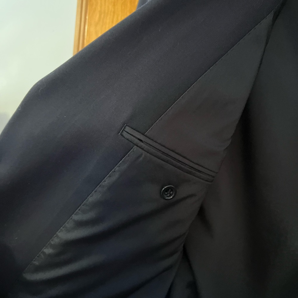 Ralph Lauren Navy Blue blazer w gold buttons 100% wool 42R worn once - Picture 6 of 16